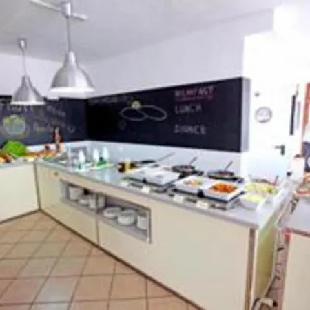公寓 Lf 2 Bedrooms With Well Connected, Beach, Pool 阿德耶