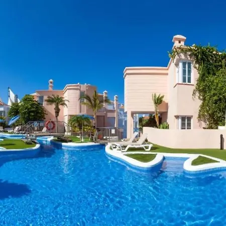 公寓 Lf 2 Bedrooms With Well Connected, Beach, Pool 阿德耶